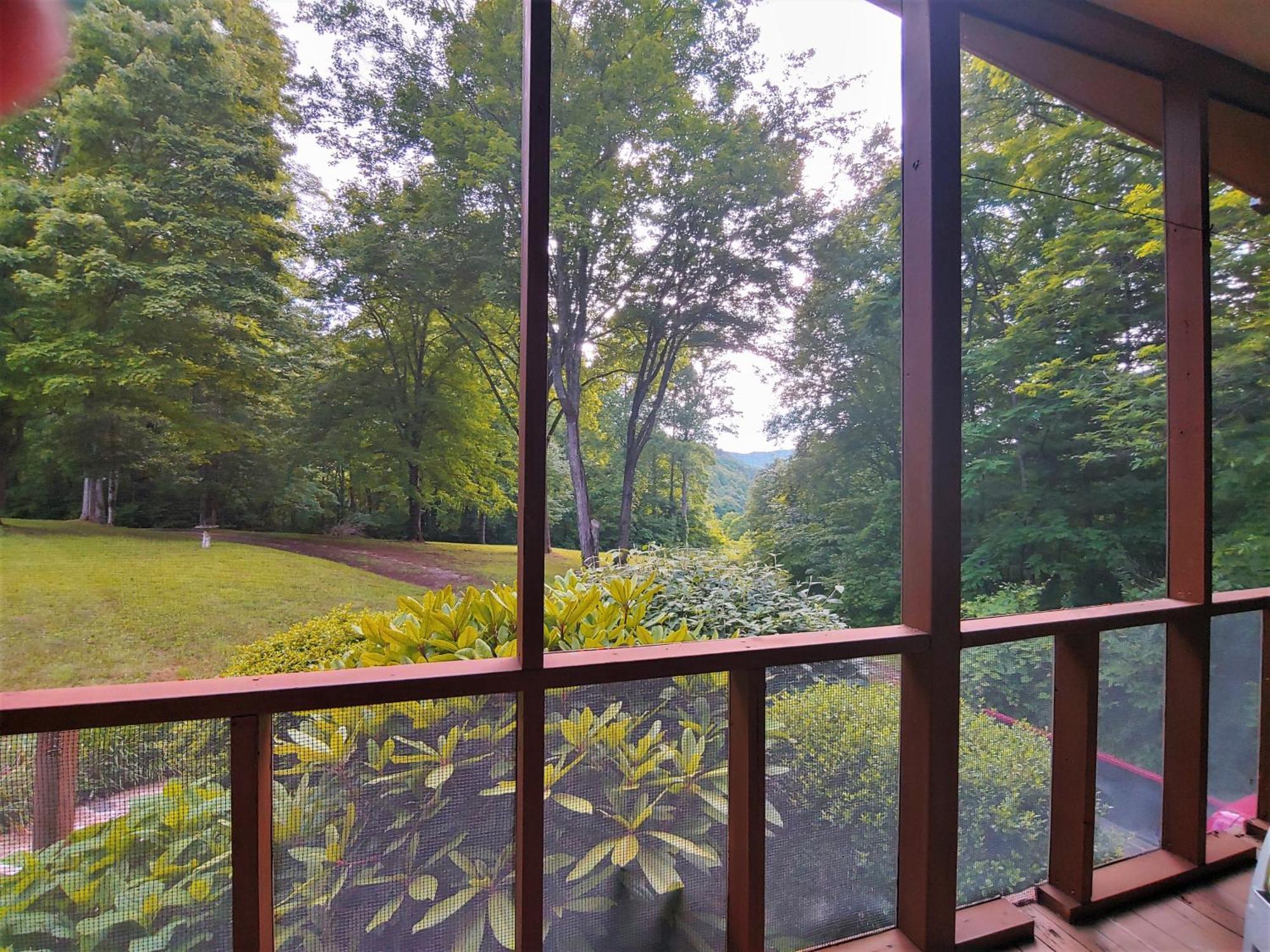 Bryson City Creekside Home With Hot Tub- 3 Bedroom-2 Bath Home Екстериор снимка